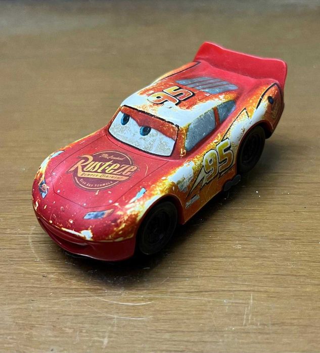 Carrinhos de Coleção - Disney Pixar