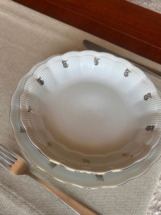 Porcelanowa zastawa stołowa