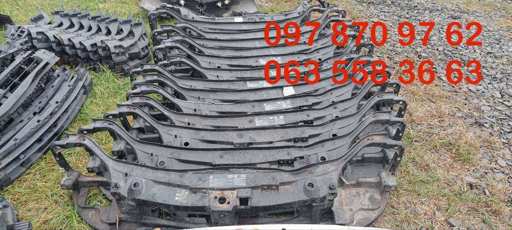 Телевізор (панель передня) RENAULT TRAFIC OPEL VIVARO 07-14 8200143340