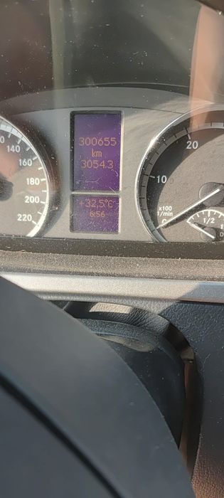 Mercedes- Benz  Viano