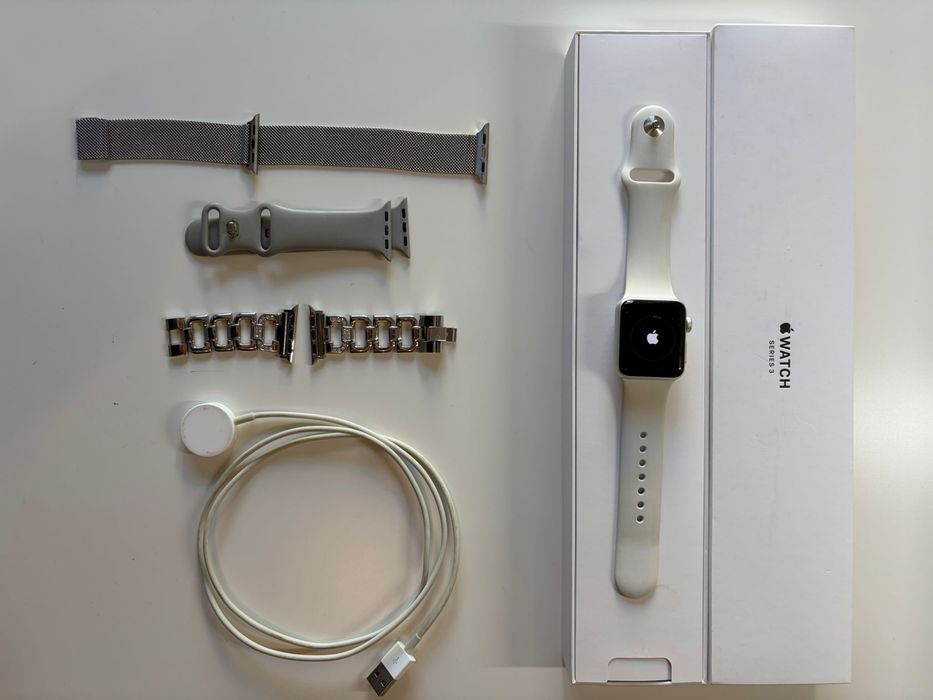 Apple watch series 3 - 38mm
