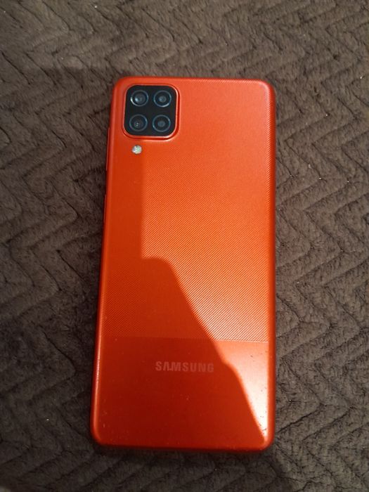 Продам телефон sansung galaxy A12