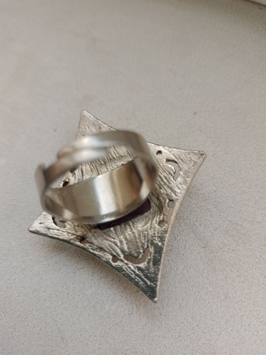 Кольцо с аметистом