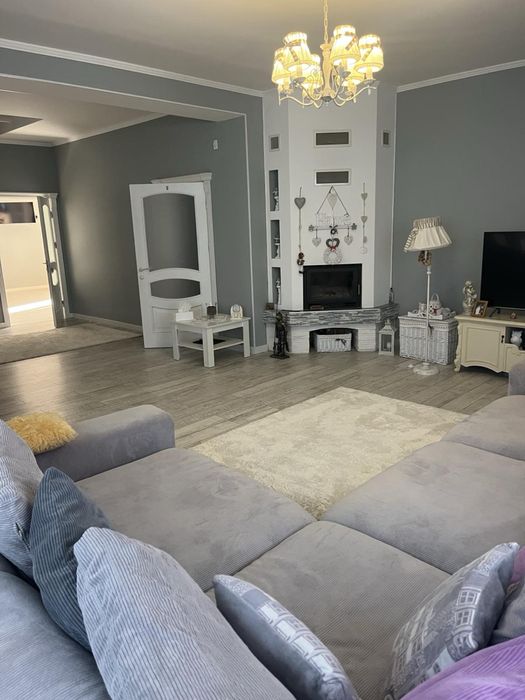 Продаж будинку для двох сімей з ремонтом Мукачево БЕЗ КОМІСІІ