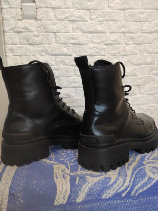 Черевики високі шкіряні 44 чоловічі чорні timberland dr Martens