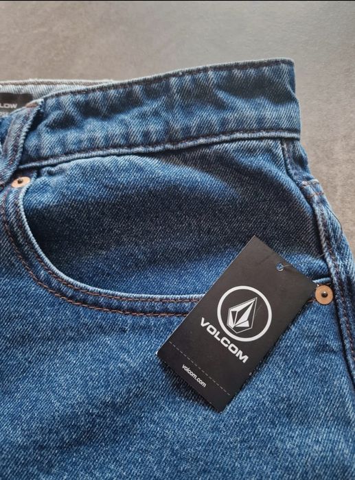 Calção de ganga Volcom novo nunca usados com etiqueta