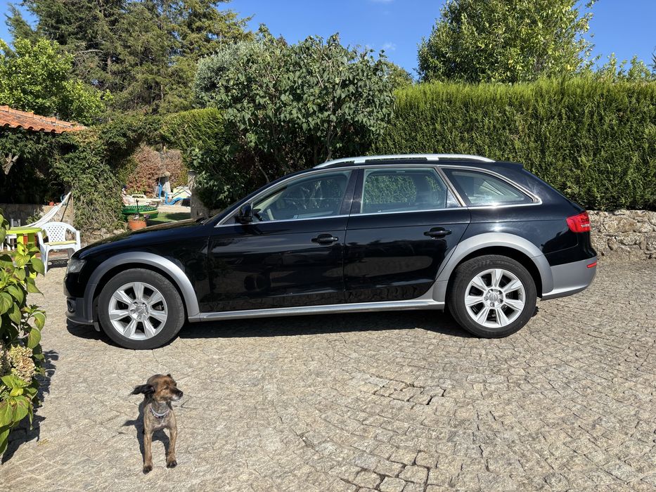 Audi A4 Allroad 2011