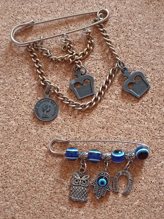 Булавка декоративная, шпилька.