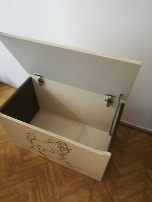 Zestaw mebli do pokoju dziecięcego lub młodzieżowego MEBLIK z motywem