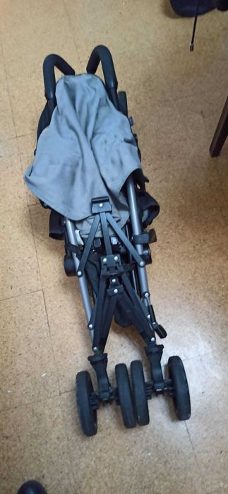 carrinho de bebé e criança