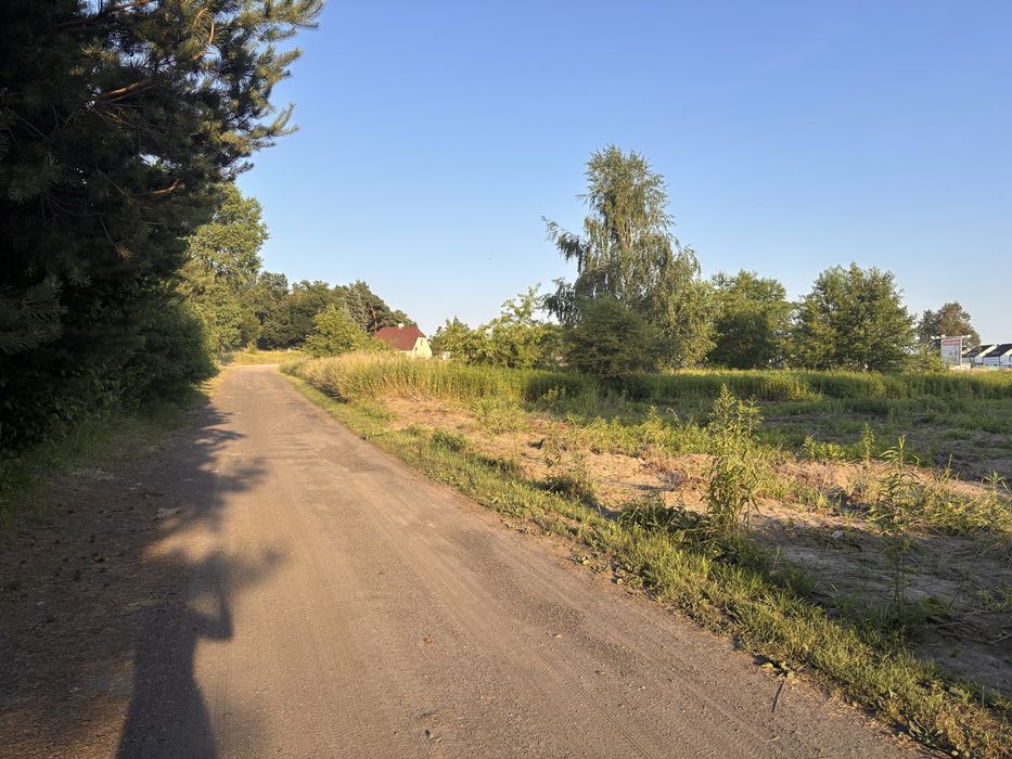 Sprzedam działkę 12,5 ara szafka pradowa w granicy działki - Widok 2