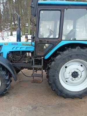 MTZ Belarus ciągnik z tuzem 2009