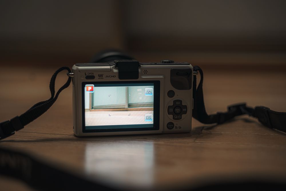 Panasonic Lumix GF2 + Lumix G 14-42mm | IDEALNY STAN | JAPONIA