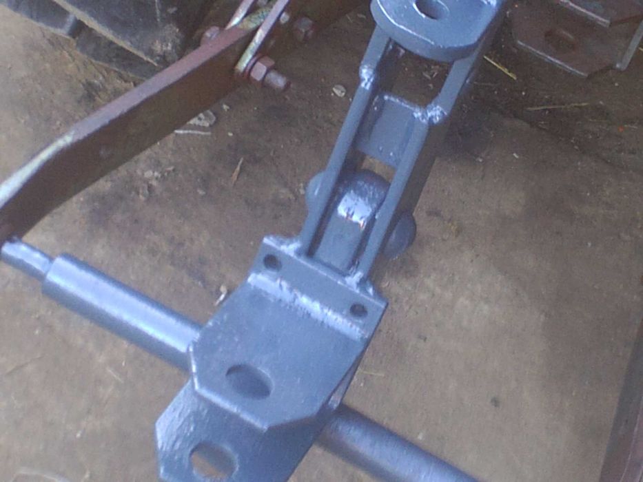 engate puxo universal aos tres pontos para trator agricola