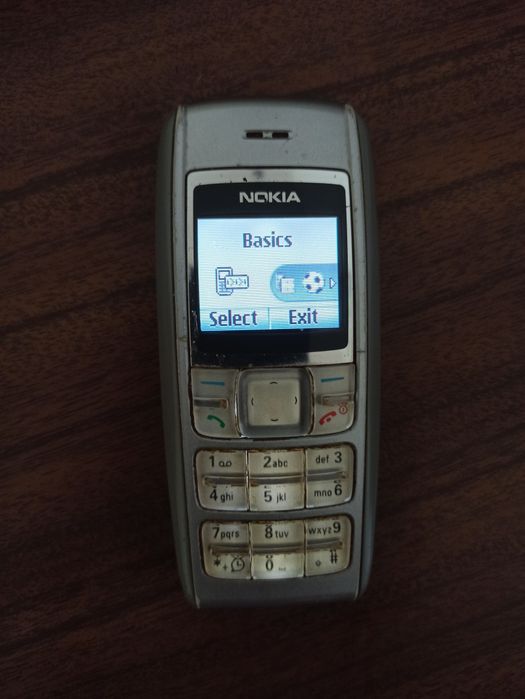 Telemóvel Nokia 1600