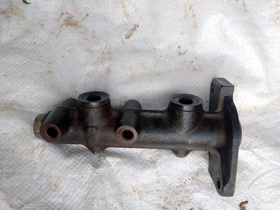 Продам главний тормозний