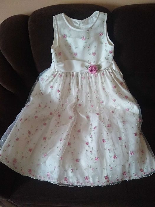 Sukienka tiulowa dla dziewczynki
