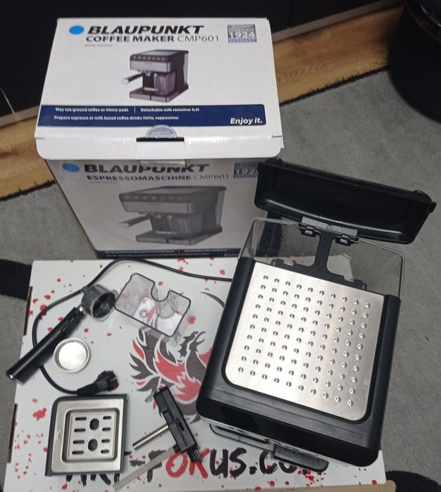 Продам кавоварку BLAUPUNKT