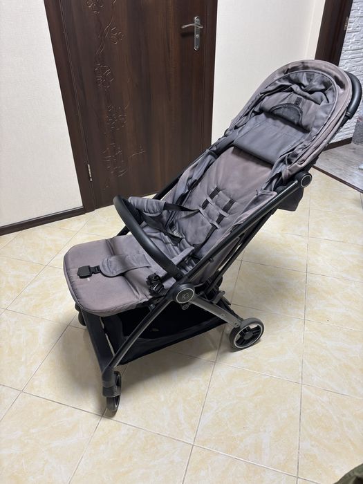 Прогулянкова коляска Kikka boo Joy