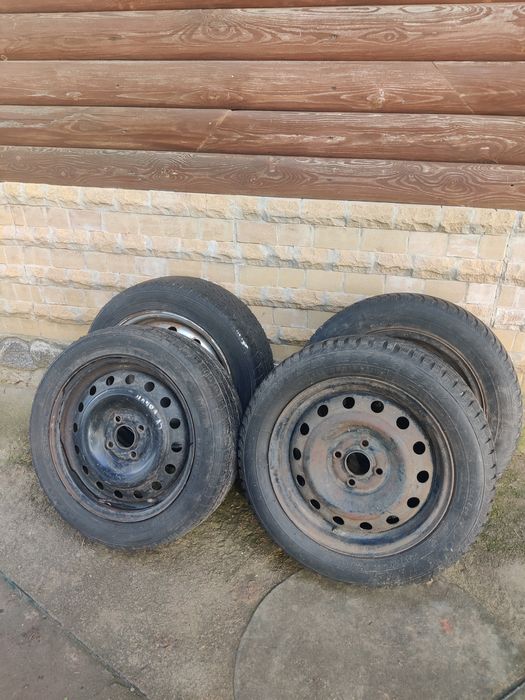 Колеса R15, шини ЗИМНИЕ + всесезон, покрышки с дисками