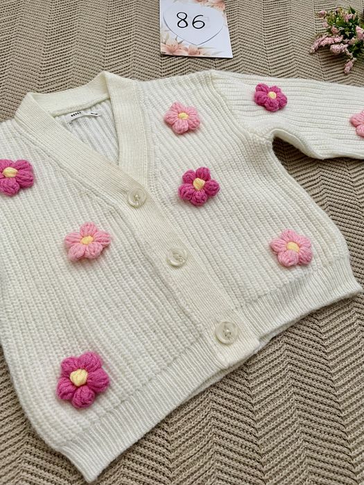 Wyprzedaż sweterek kardigan reserved kwiatki 3d 86