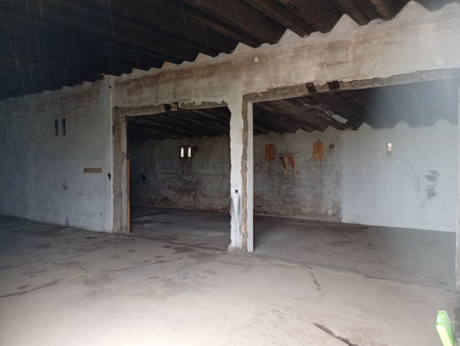 Armazém e Espaço Exterior