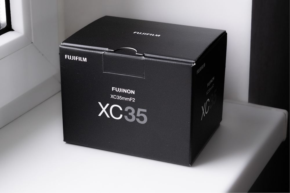 Obiektyw Fujinon XC 35mm F2 z filtrem