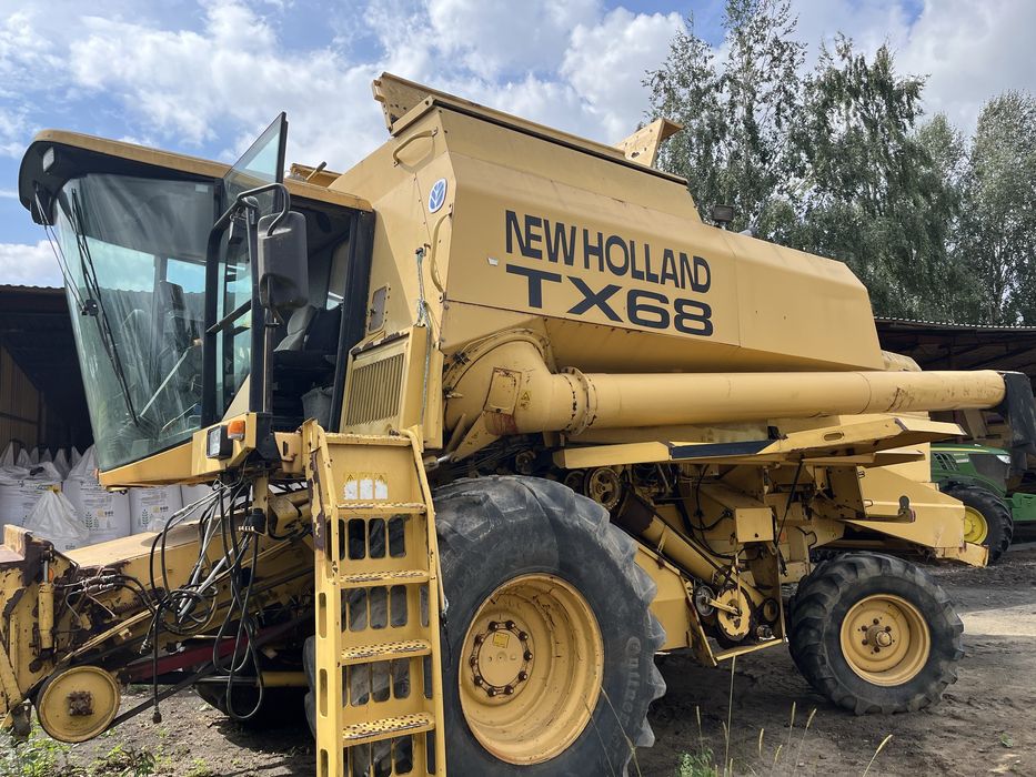 New Holland TX 68 kombajn zbożowy