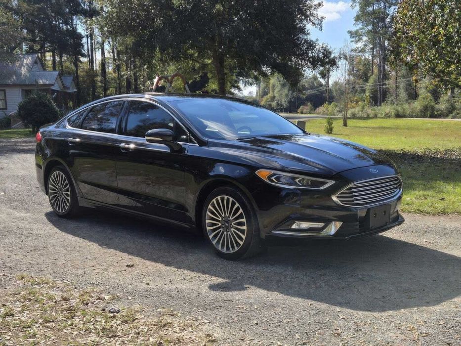 Ford Fusion Titanium      2017