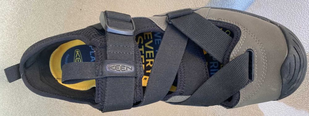 Sandały KEEN 42 (9)