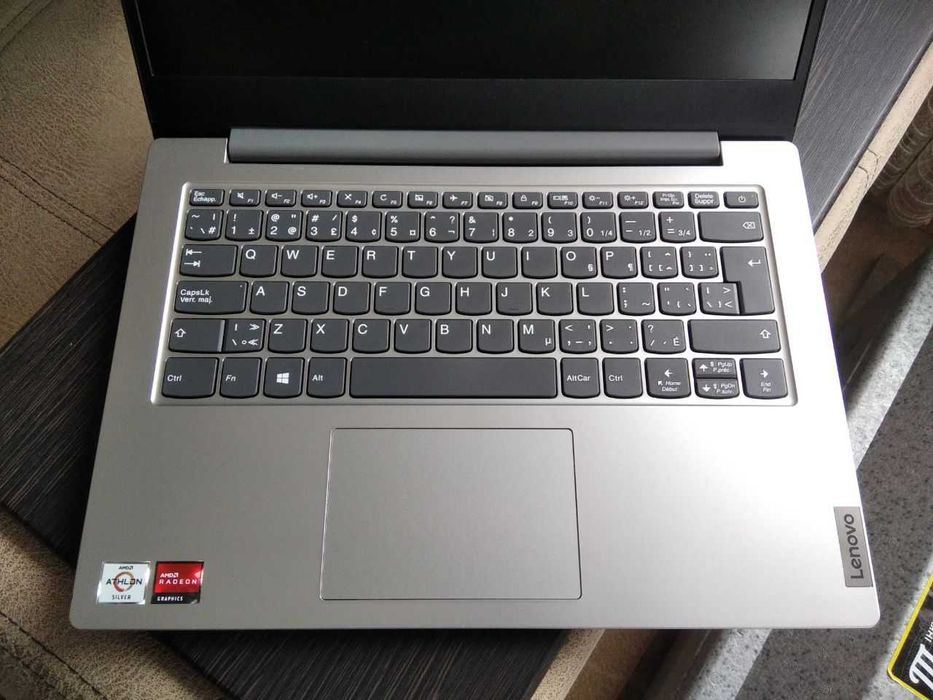 Ноутбук Lenovo IdeaPad 1