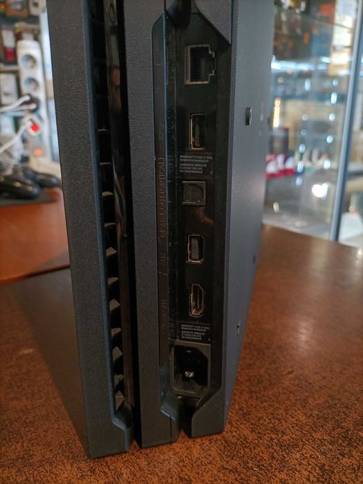 Konsola PlayStation 4 Pro PS4 Dysk 1TB Pad Stan DB