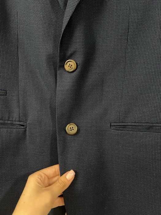 elegancka męska granatowa marynarka Lavard 50% wełna