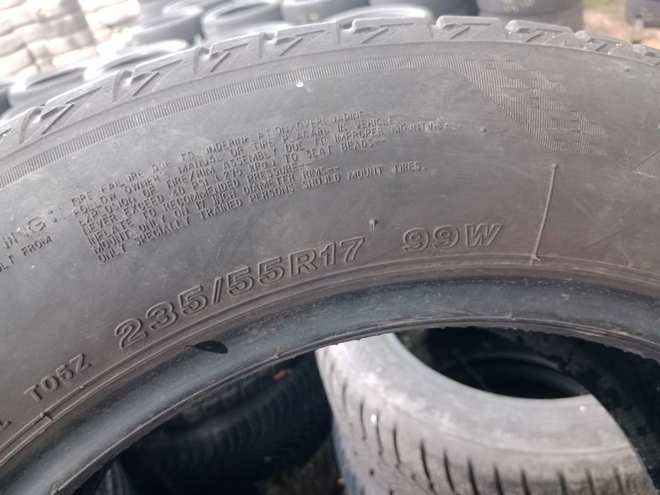 Opona używana 235/55R17 Bridgestone Turanza T005 1szt.