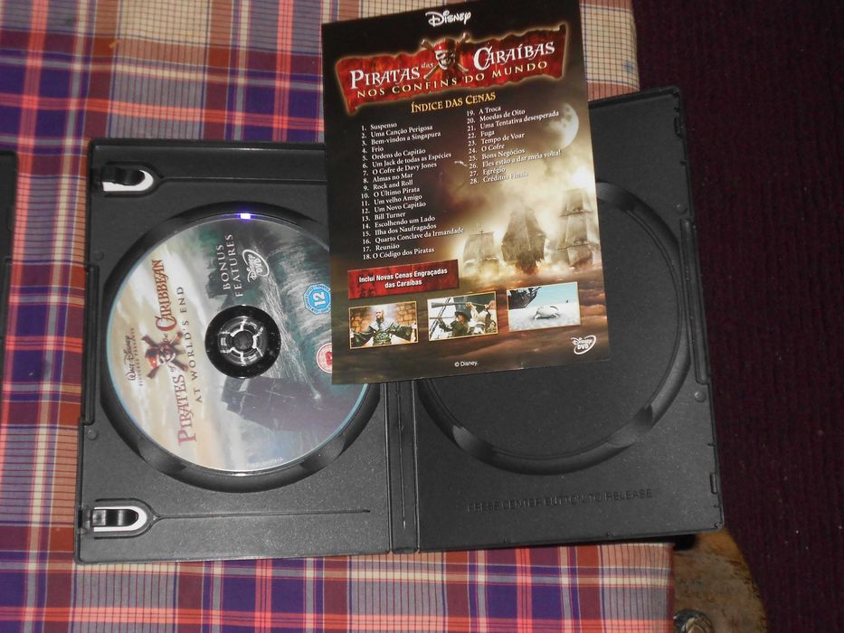 DVD diversos low-cost Lost, quick fliks, piratas caraibas, etc