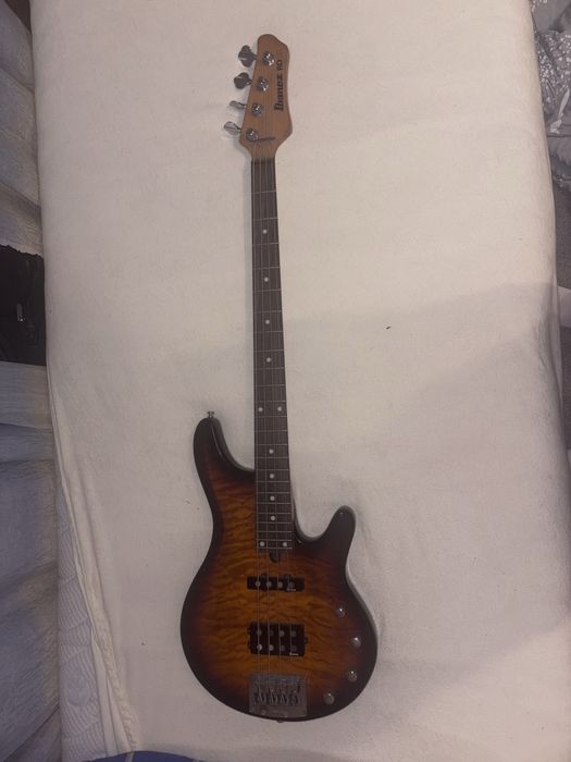 gitara Bassowa ibanez