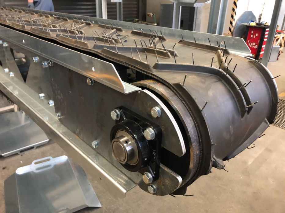 POLSKI przenośnik taśmowy/ taśmociąg/ przenośnik kubełkowy 3mb