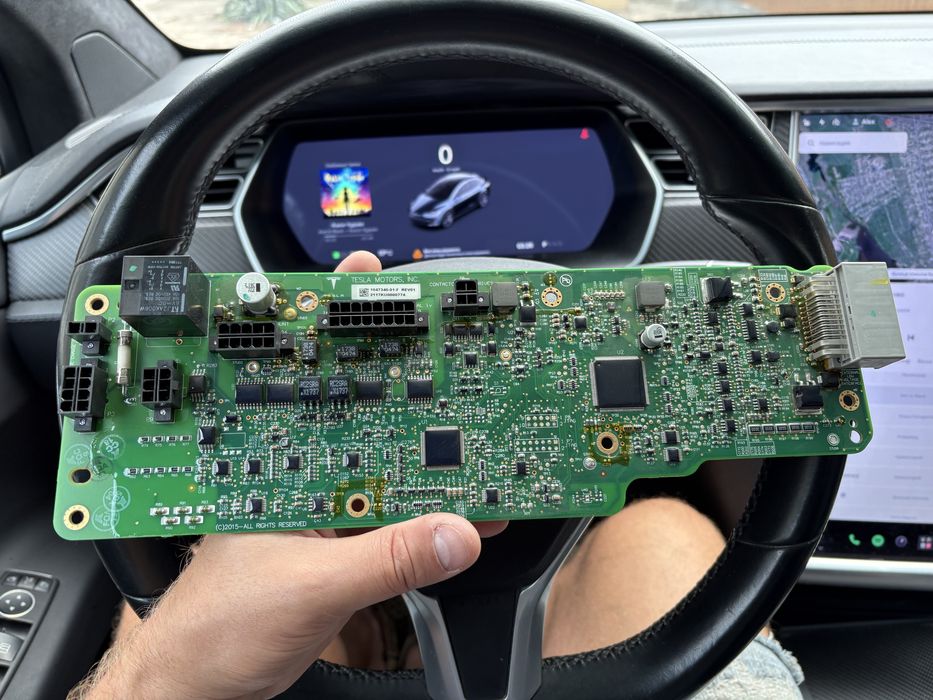 Головна плата BMS акумулятора Tesla model X 100kwt