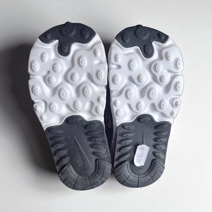 Nike Air Max 270 React Junior – szaro-różowe sneakersy, r. 23,5 (EU)