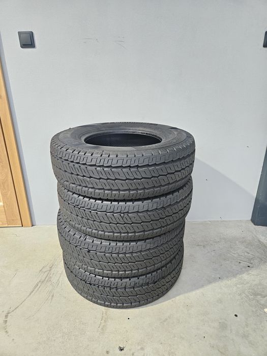 Opony Continental 225/75 r 16cp komplet