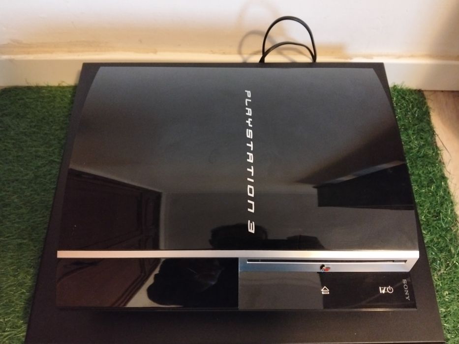 PlayStation 3, modelo FAT cechl04
