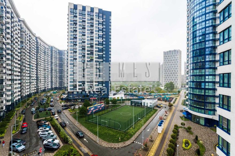 Продажа 2к квартиры 135м2, ЖК Заречный, пр-т Бажана Николая, 1А