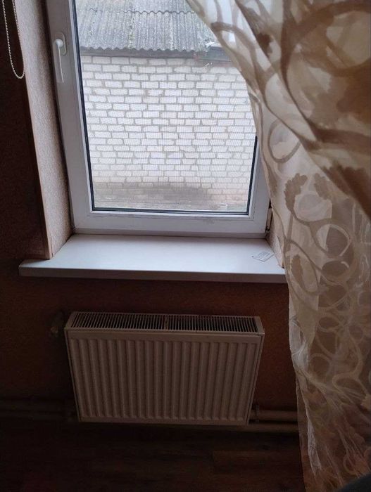 Продам кирпичный дом 108м2, земельный участок 25 соток г.Мерефа SM