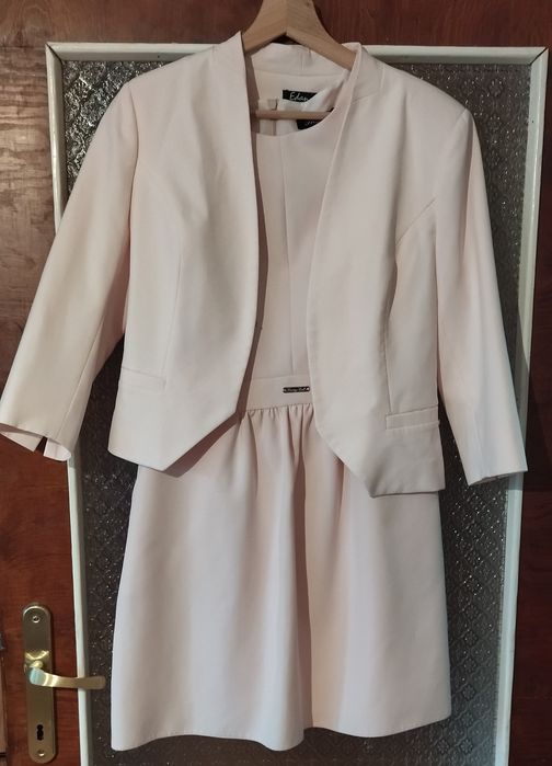 Komplet sukienka i marynarka, róż pudrowy, rozmiar 38