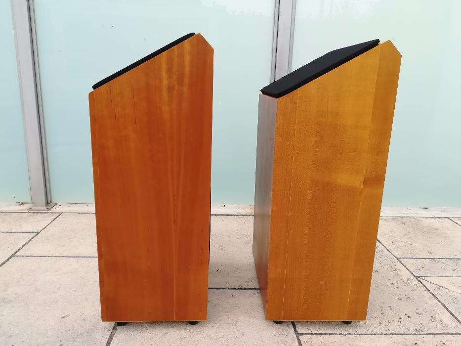 Shahinian ARC (Colunas de som)