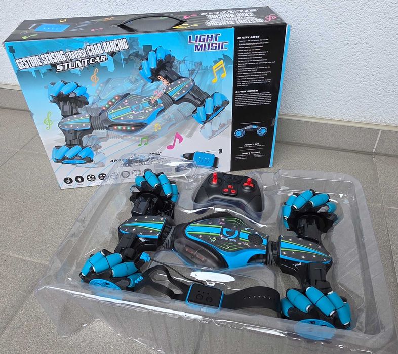 Samochód zdalnie sterowany gestami i pilotem. Drift. Używany