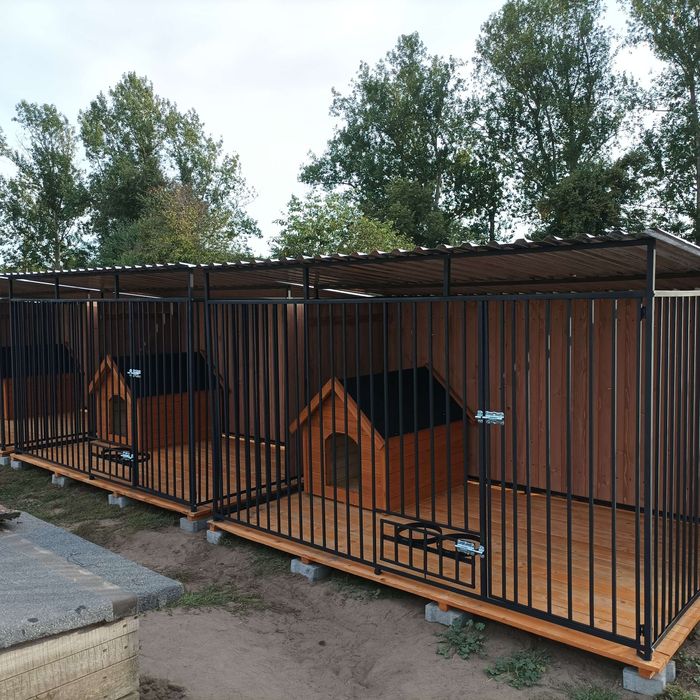 Kojce dla Psów klatki boxy schowki drewniane transport montaż w cenie