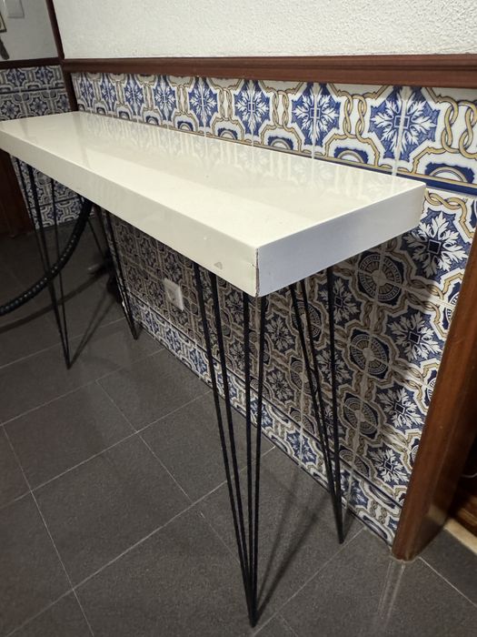 Mobiliário de corredor ou White Narrow Entrance Hallway , Mesa de consola, Branco, 80x25x110cm