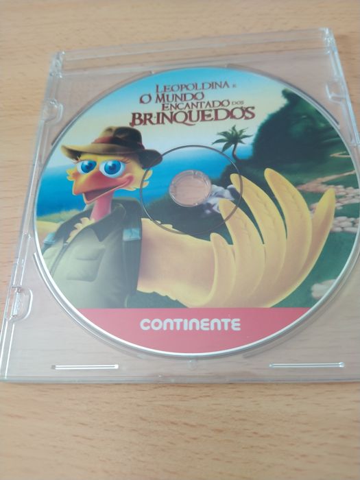 Vários CDs, jogos, música, segurança