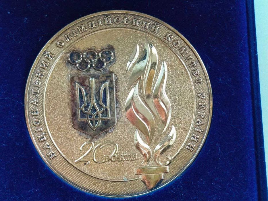 Ювілейна настільна медаль в футлярі